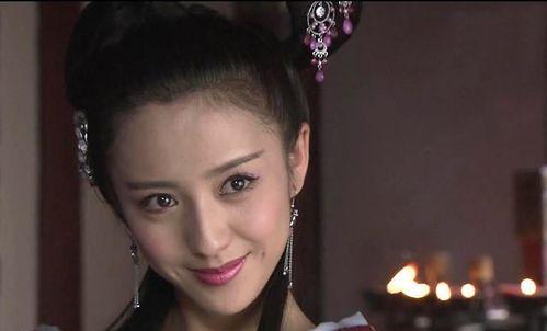 我靠躺平母仪天下,母仪天下的躺平传奇